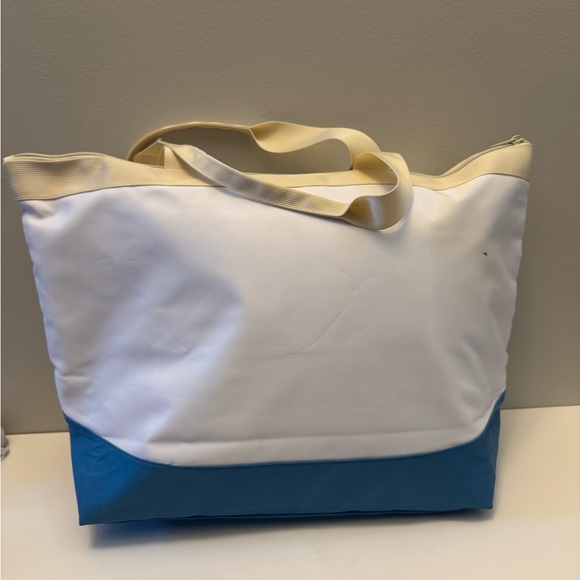 Disney Cruise Line Castaway Club “It’s Time to Cruise” Tote Bag - Picture 3 of 5